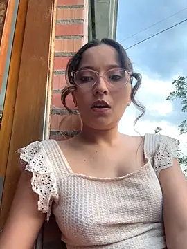 Penelope-Hot online show from November 17, 9:04 pm