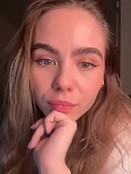 SkyBriii online show from November 9, 9:33 pm