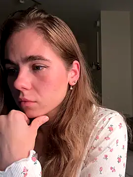 SkyBriii online show from October 23, 7:53 pm