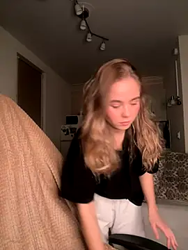 SkyBriii online show from October 13, 8:11 pm