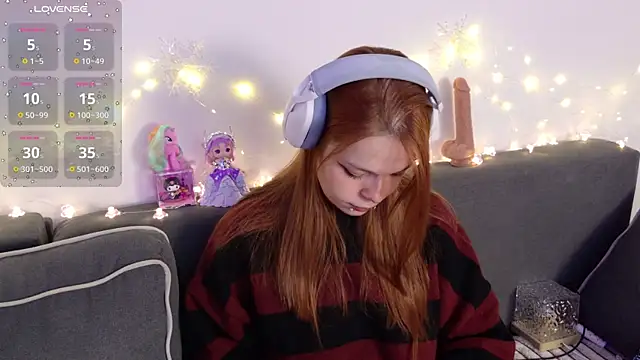 ValBae online show from January 9, 9:52 pm