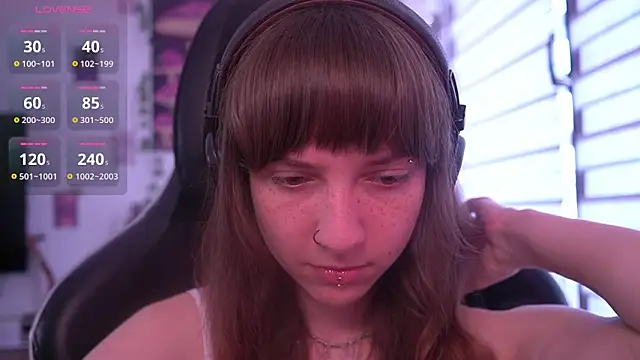 juliapie online show from May 19, 11:17 am