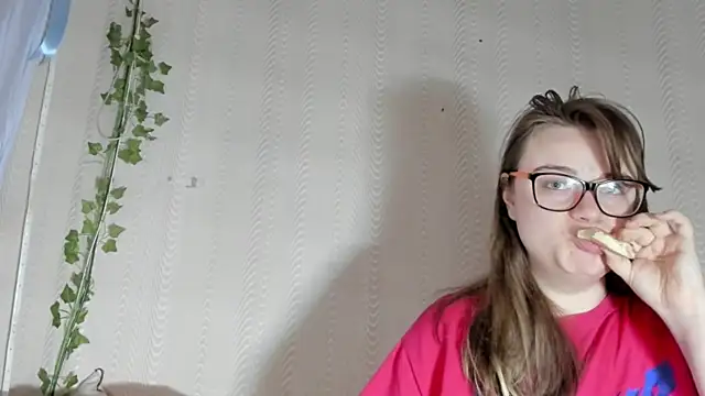 Seductive She Wolf online show from May 10, 2:46 am