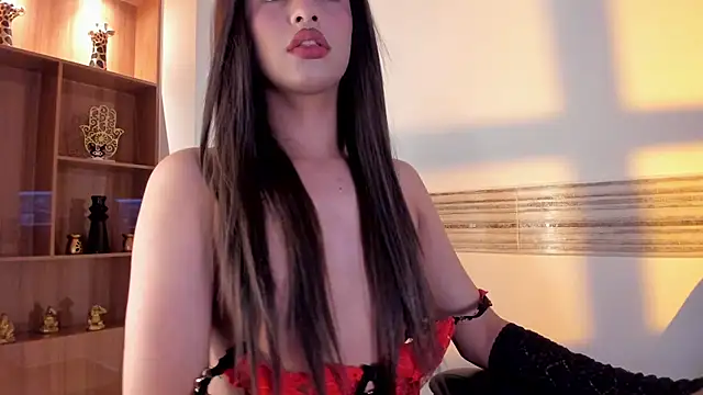 Sophia Cambpell online show from May 12, 9:43 pm