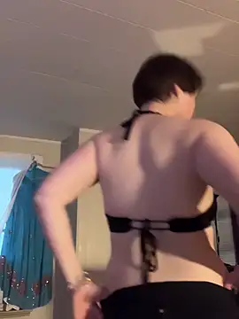 CUMFOREVERY1nTitTiES2 online show from May 20, 11:02 pm