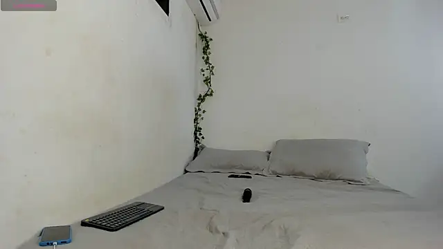 ashley lemus online show from May 6, 2:37 am