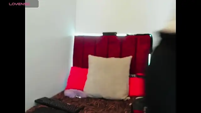 Snapshot of Taylorbdsm chatting on September 24, 10:09 pm Taylorbdsm online show from September 24, 10:09 pm