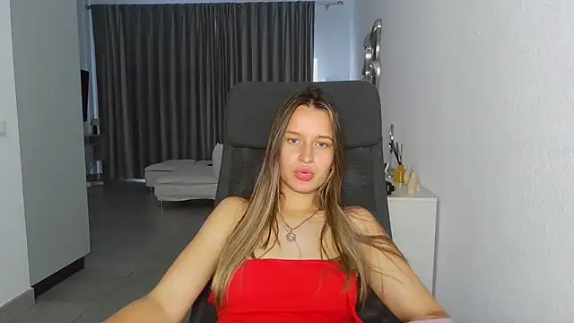 Submissive love online show from October 12, 2:30 pm