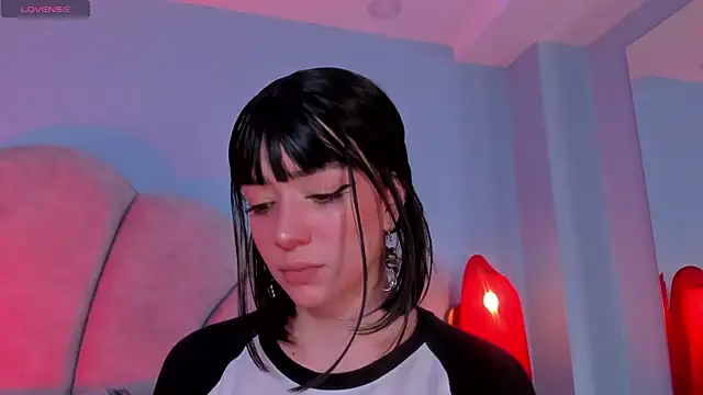 sweeet peach online show from October 14, 10:23 pm