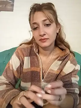 Viudanegraa online show from March 6, 1:17 pm