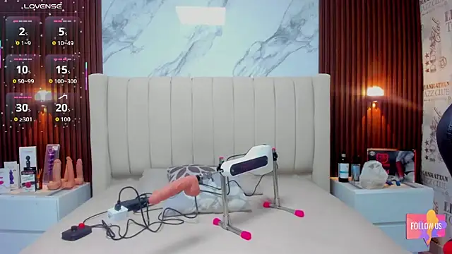 CAMILAGRAY online show from March 3, 11:38 am