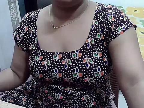 SweetGirlRani143 online show from October 6, 7:40 pm