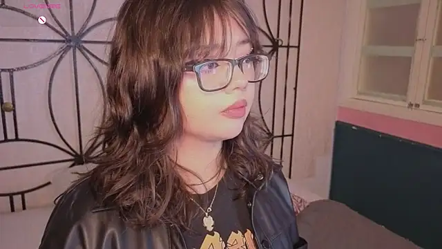 missy taylor  online show from October 19, 12:51 pm