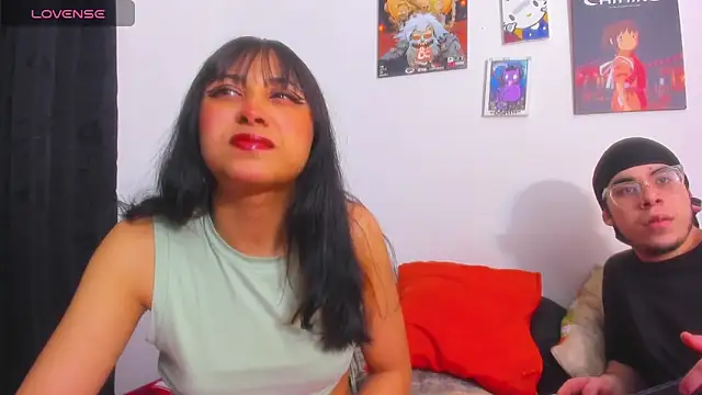 Snapshot of Hot_Teens69 chatting on September 13, 4:42 am Hot Teens69 online show from September 13, 4:42 am
