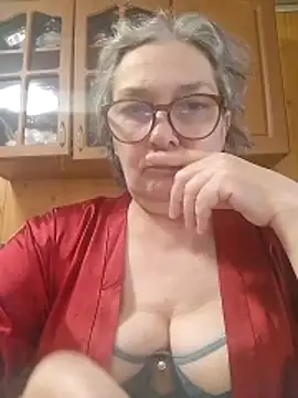 IrinaSweet54 online show from April 23, 8:44 am