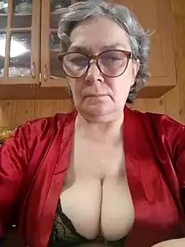 IrinaSweet54 online show from April 22, 7:05 am