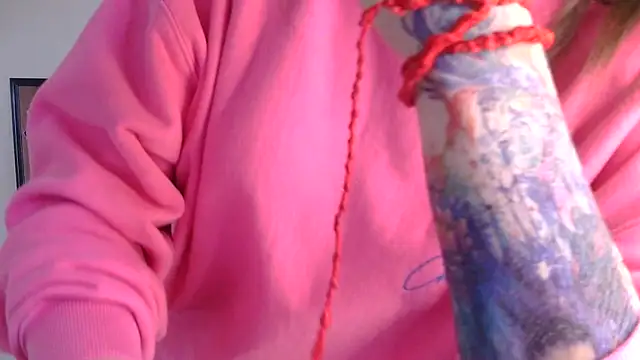 Sexyhottpunani online show from May 17, 8:19 pm