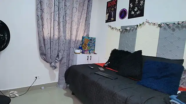 scarlett  morgan online show from April 2, 3:20 pm