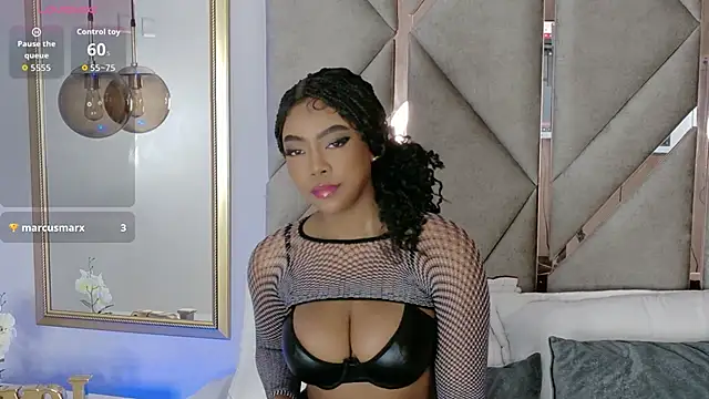 Lola King online show from October 24, 11:45 pm