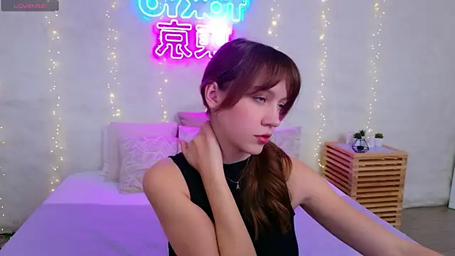 AliceBrayan online show from May 15, 5:59 pm