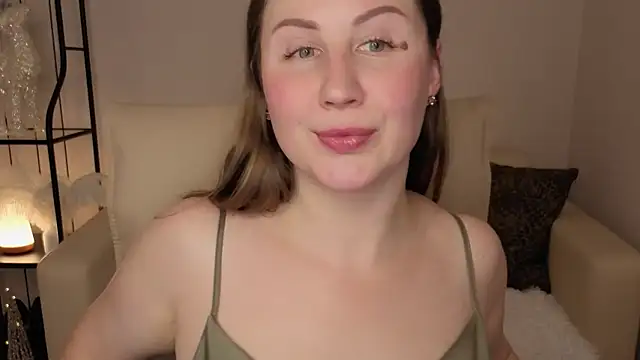 Helens love online show from December 17, 8:18 am