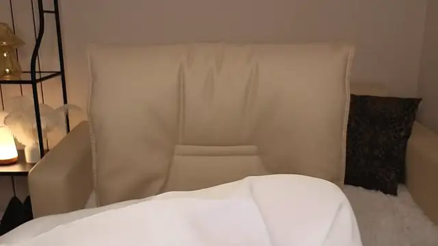 Helens love online show from November 20, 2:45 am