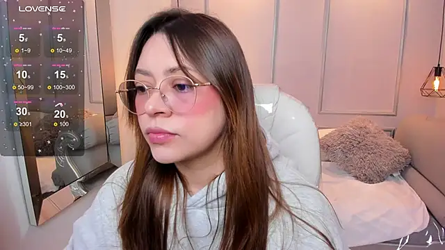 Lanna18 online show from September 27, 12:01 pm