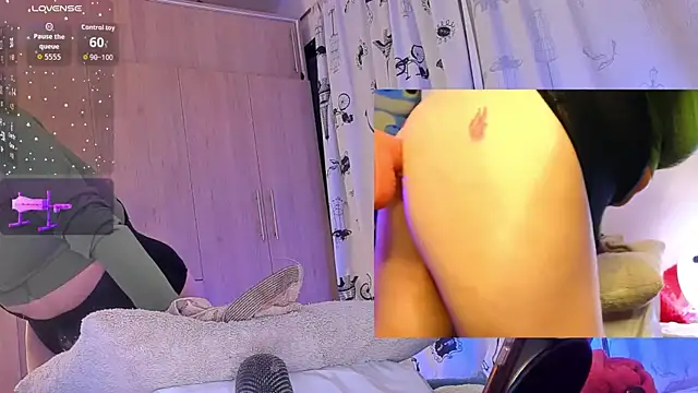 jolee   online show from March 31, 5:18 am