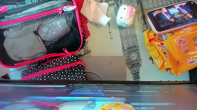 Snapshot of Maria__maria chatting on October 17, 8:23 pm Maria  maria online show from October 17, 8:23 pm