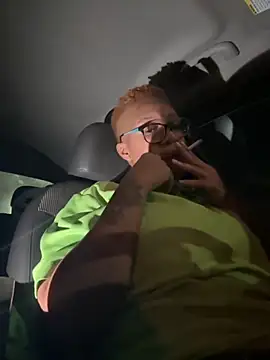 SexyHoneyRedd online show from September 12, 4:24 am