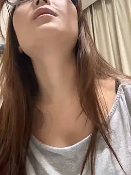 Sweet-Angel999 online show from February 4, 4:43 pm