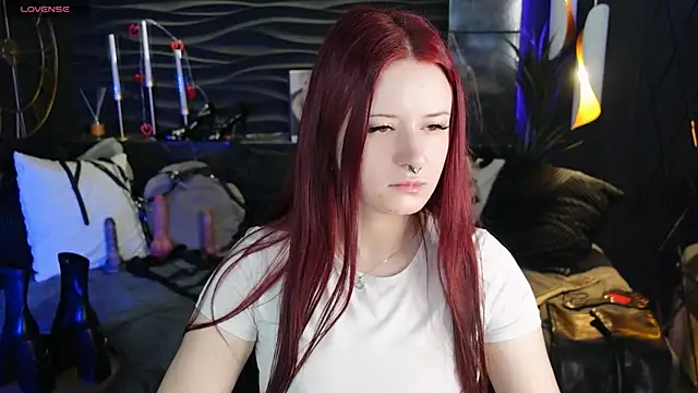 Lily Moonlight online show from April 9, 7:47 am