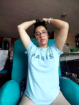 Im Alma  online show from March 26, 1:24 pm