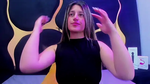 GiaRoussel online show from September 16, 3:31 pm