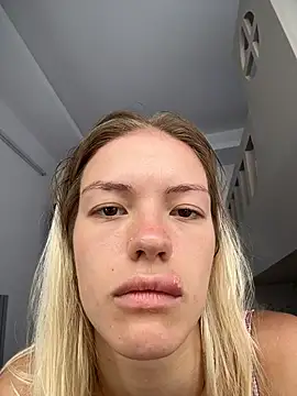 -Sexy Barbie- online show from May 15, 5:44 am