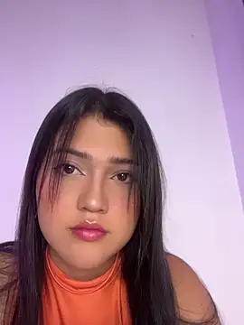 alisson carolina73 online show from May 16, 3:31 am