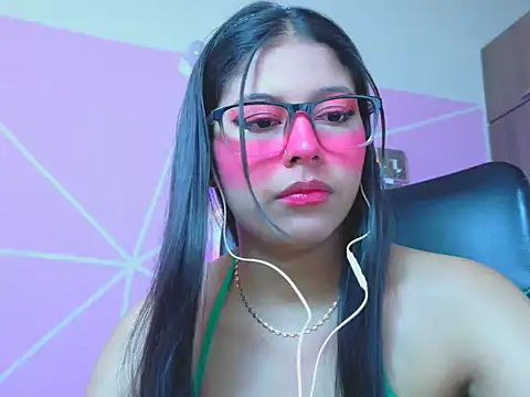  ALLYSON18  online show from May 20, 11:40 am