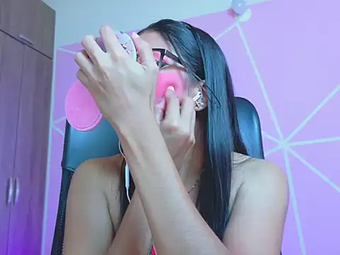  ALLYSON18  online show from May 9, 1:46 pm