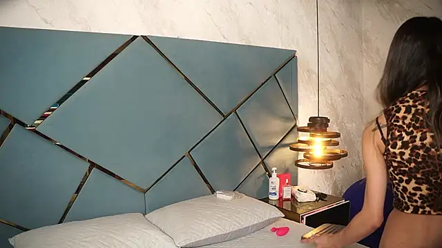 ammy durand online show from March 22, 7:09 pm