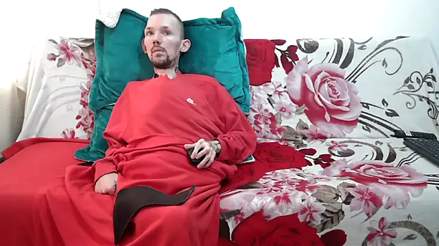 Sophia and Thomas online show from March 7, 8:05 pm