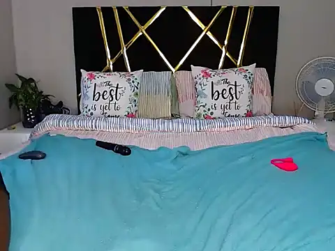 MissBigNipples online show from March 22, 2:23 pm