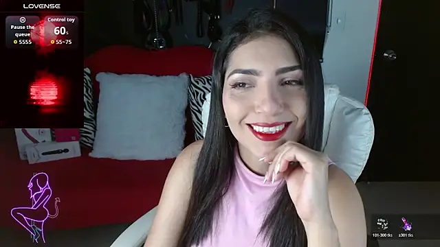 Carolaine69  online show from February 23, 1:21 pm