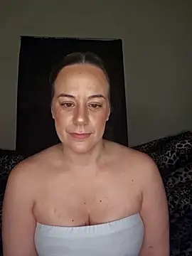 JJLILYOFFICIAL online show from March 26, 10:39 am