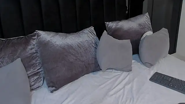 ellen gracee online show from May 24, 11:14 pm