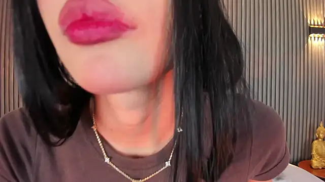 CaitlynCouper online show from March 3, 11:49 am