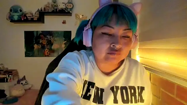 Shaddycute  online show from January 31, 7:11 pm