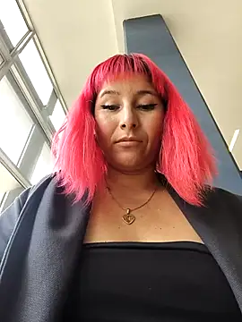 florecita9 online show from May 7, 6:33 pm
