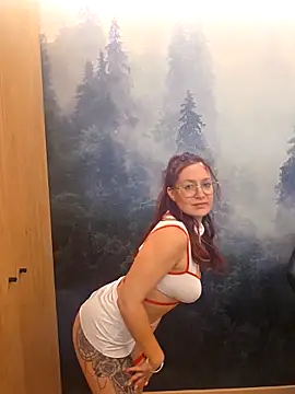 ladoucedu34 online show from May 17, 3:44 pm