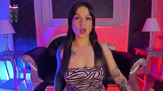 MeganDraco  online show from May 20, 1:08 pm