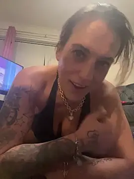Haleytightlips1986 online show from May 27, 12:21 am